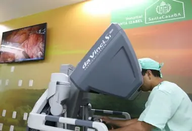 Hospital Santa Izabel realiza primeira cirurgia robótica em paciente pediátrico na Bahia
