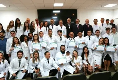 Entre as mais disputadas da Bahia, Residência Médica do Hospital Santa Izabel forma nova turma de profissionais