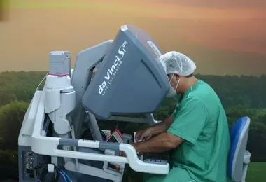 Hospital Santa Izabel realiza primeira cirurgia robótica colorretal pediátrica do país