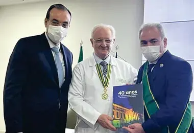 Professor Doutor Gilson Soares Feitosa foi condecorado com a maior honraria dedicada à categoria médica no Brasil
