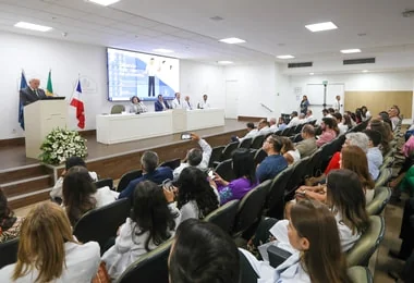 Hospital Santa Izabel comemora 42 anos de Residência Médica com formatura de novos especialistas