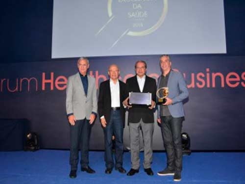 HSI é homenageado durante Prêmio Excelência da Saúde, em São Paulo