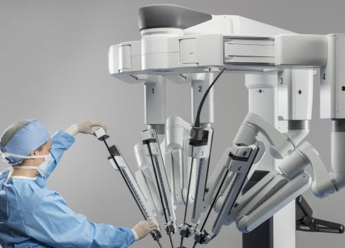 Cirurgia robótica chega ao Santa Izabel